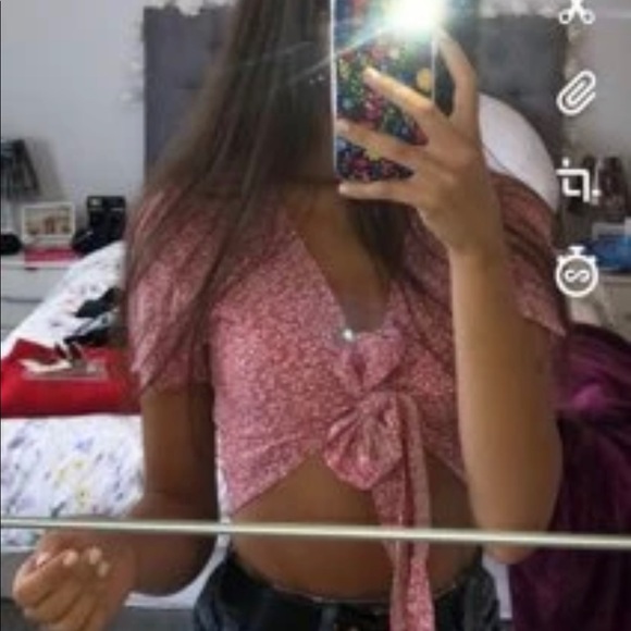 Pink wrap crop top - Picture 2 of 3